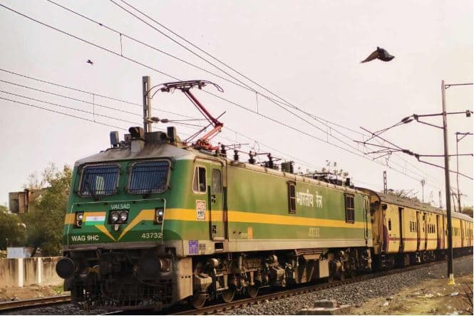 Indian Railways to Create Passenger Holding Areas at 76 Stations to Ease Congestion and Improve Safety