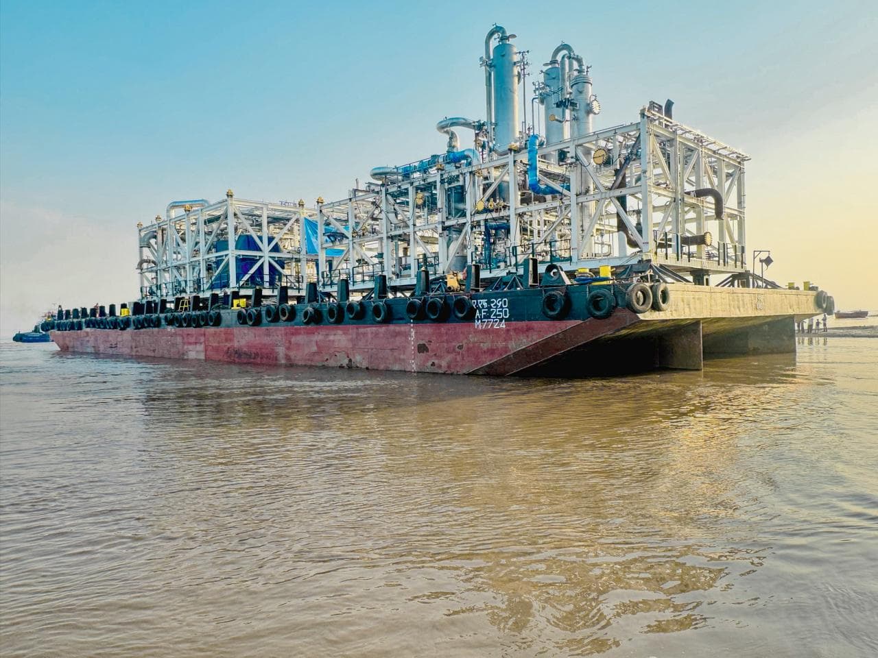 Technip Energies India Commissions First Captive Jetty at Dahej – Dispatches First Module to Europe